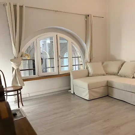 アパート Centro Nuovo Vicino Alla Stazione